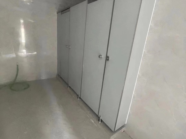 木質衛生間隔斷